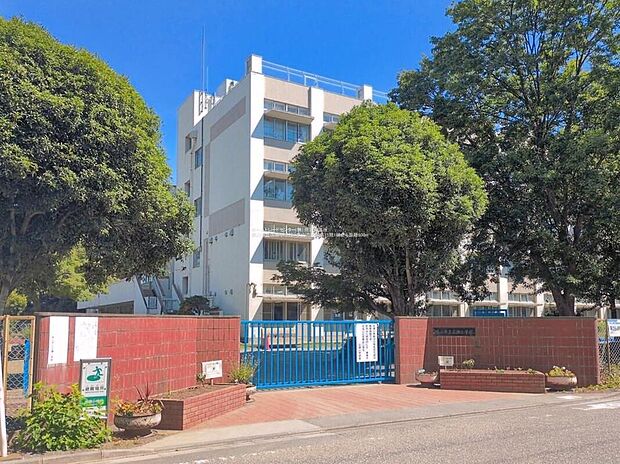 狭山市立広瀬小学校(約800m)