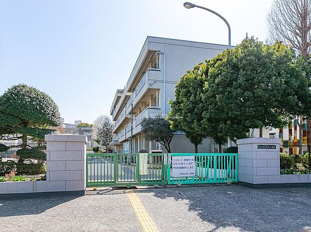 所沢市立中央小学校（約850m）