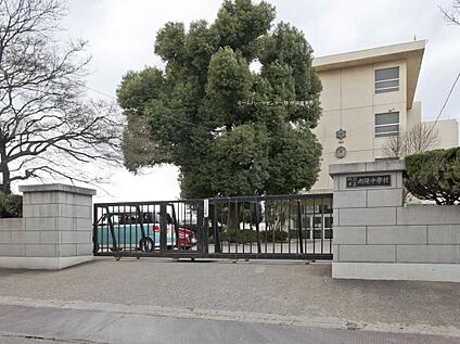 所沢市立向陽中学校 690m(徒歩9分)