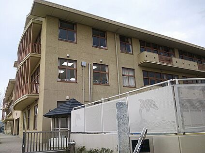 彦根市立旭森小学校 約1100m