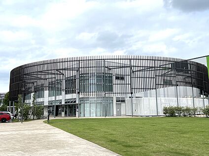 the Green 990m(徒歩13分)