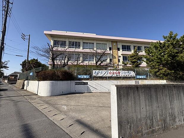 碧南市立鷲塚小学校