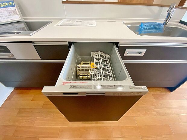 【食洗器乾燥機】洗い物の時間を短縮！ビルトインの食洗機付き