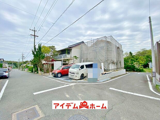 〇●前面道路●〇　　
平日のご案内も可能です！　
アイデムホーム南店は緑区役所から徒歩2分！
水曜日も営業しております！　　

