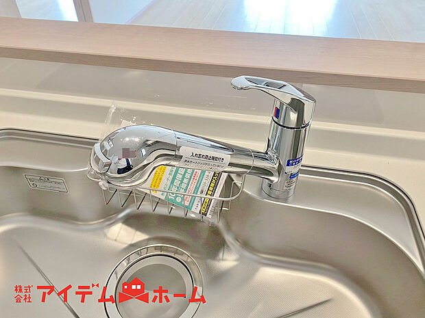 【浄水器付き水栓】蛇口をひねるとすぐにきれいなお水が使える蛇口一体型浄水器を設置