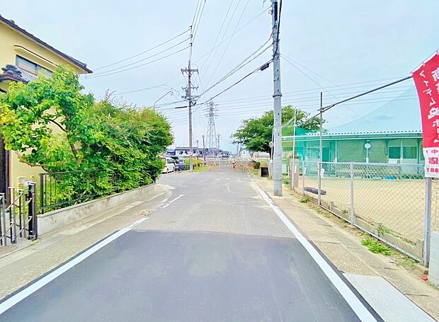 休日、平日問わずお気軽にお問合せくださいませ。