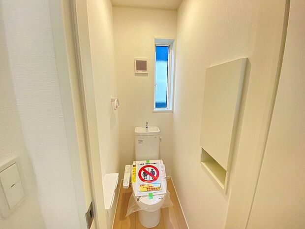 【トイレ】温水洗浄機能付き！