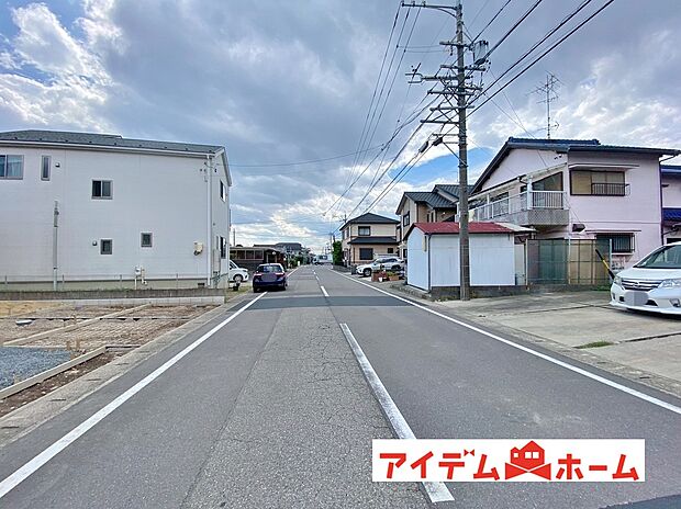 【前面道路】休日、平日問わずお気軽にお問合せください。年末年始以外毎日営業中♪