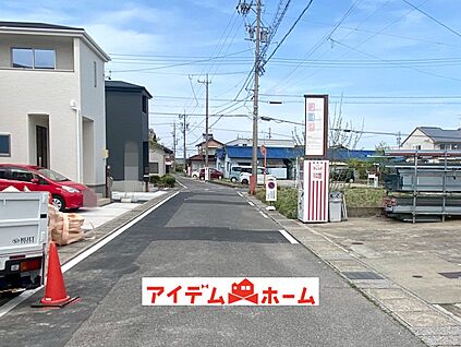 東側道路
