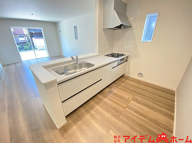 【キッチン】平日・土日問わずご案内致します!お気軽にお問合わせ下さい♪