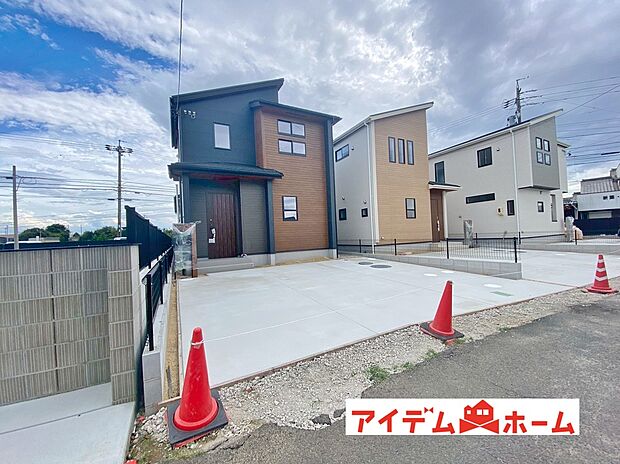 【外観写真】平日・土日問わずご案内致します！お気軽にお問合わせ下さい♪