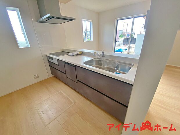 【キッチン】平日・土日問わずご案内致します！お気軽にお問合わせ下さい♪