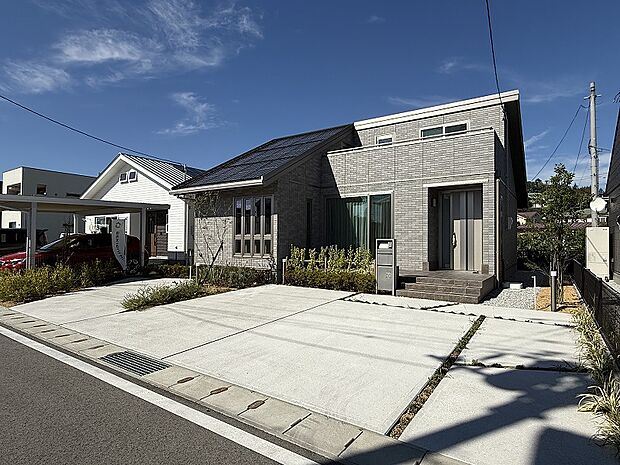 B棟外観（2025年9月撮影）