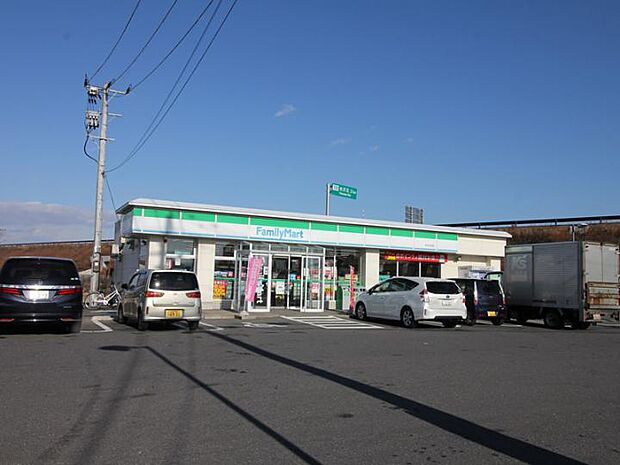 ファミリーマート米沢中田店
