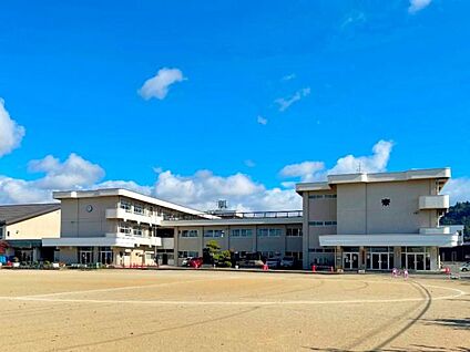 会津若松市立一箕小学校 約750～770m(徒歩10分)