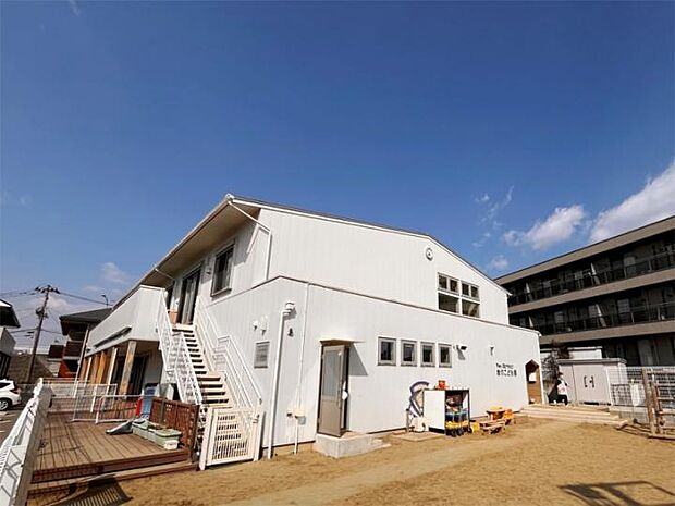 ちゃいるどらんど岩切こども園（約1,090m・徒歩14分）