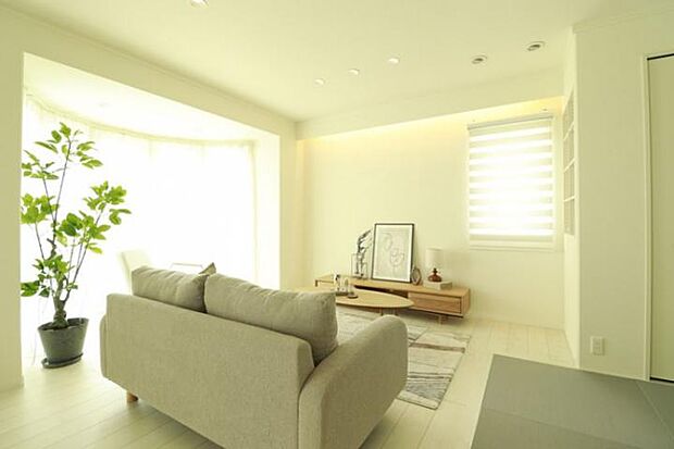 【A棟リビング】2025年7月撮影