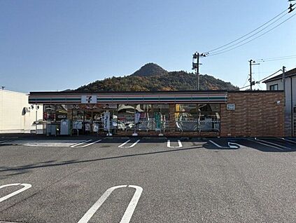 セブンイレブン 福島泉店 770m
