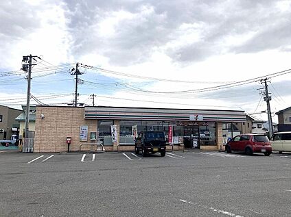 セブンイレブン会津門田村西店 210m