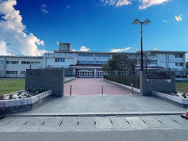 小学校（約1,210m）