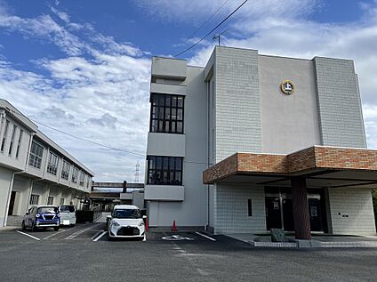 上宇部小学校 約1300ｍ～1350ｍ(徒歩17分)