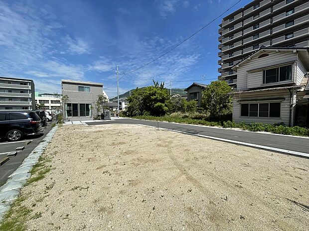 生活利便施設が充実した近隣商業地域で、快適な暮らしが広がります。