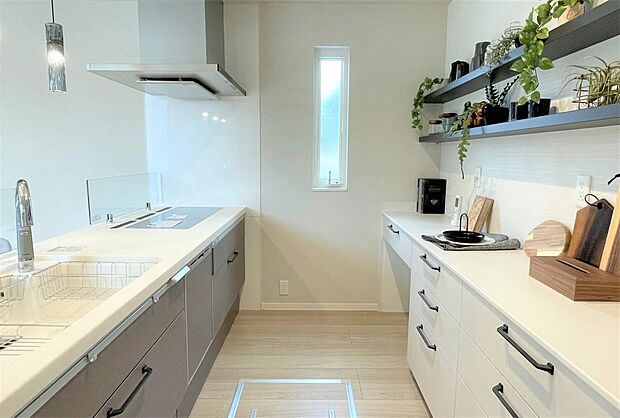 機能的で見た目もおしゃれなキッチン。