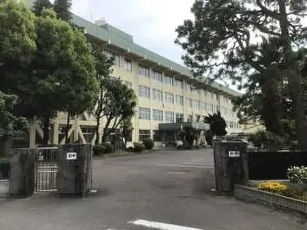 北中学校（約1,390m）