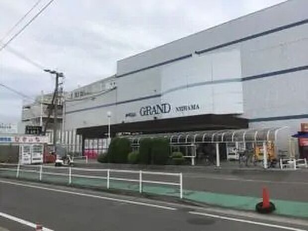 フジグラン新居浜 (約760m)