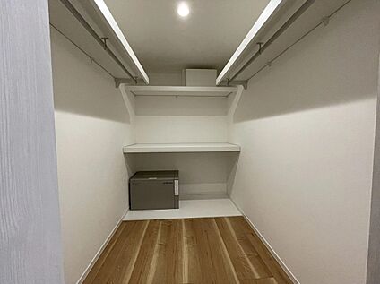 ウォークインクローゼット