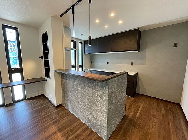 No.7/キッチン(2025年7月撮影)