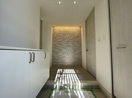 No.10／玄関ホール（2025年12月撮影）