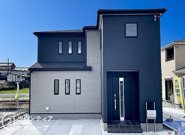 【7号棟】現地外観写真\まるで注文住宅?新築カスタマイズ/専属のリフォームプランナーが在中!注文住宅のような理想のお家づくりを叶えます!軽微なものから大型のリフォームまで幅広く対応します♪