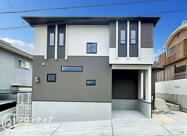 本物件は、耐震性・劣化対策・維持管理性・住戸面積・省エネルギー性・居住環境・維持保全管理の７つの条件をクリアした長期優良住宅！