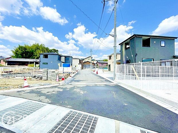 【外観】外壁にサイディング材を使用したおしゃれな外観。色柄バリエーションが豊富なため、住まいの表情を豊かに表現してくれます。また、雨で汚れを落としてくれるので、綺麗な外観が長続きします!