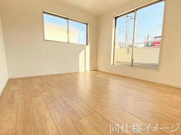 【同仕様画像　（その他内観）】＼同仕様写真／傷が付きにくくお手入れ簡単なフローリングです。
