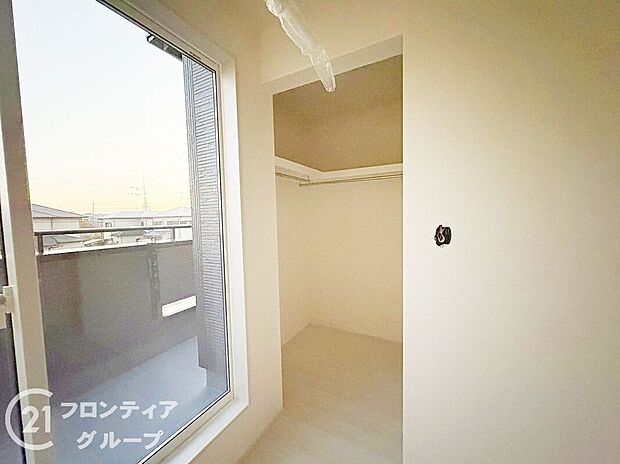 【収納】お布団も収納できる広々とした押入れは、季節のものもたくさん収納しておける便利なスペースです！