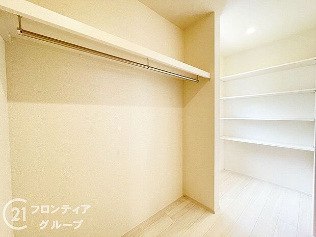 【収納】充実した収納スペースなので、お子様が大きくなって、荷物が増えてもたっぷり収納しておけますね