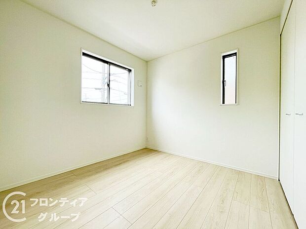 【子供部屋】シンプルな洋室なので、お部屋のコーディネートが楽しめます