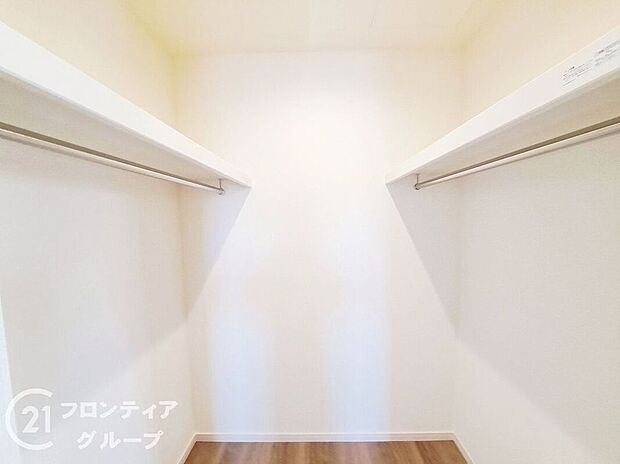 【収納】充実した収納スペースなので、お子様が大きくなって、荷物が増えてもたっぷり収納しておけますね
