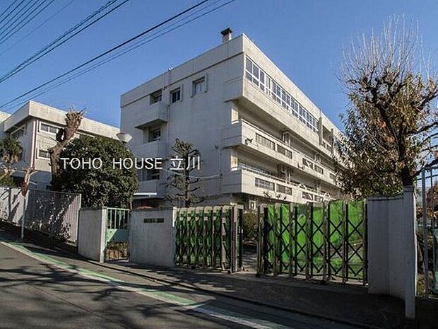 国分寺市立第二中学校（約950m）