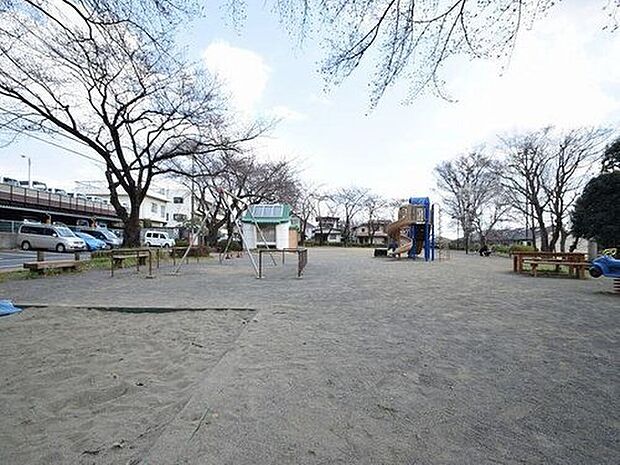 谷保第六公園（約1,066m）