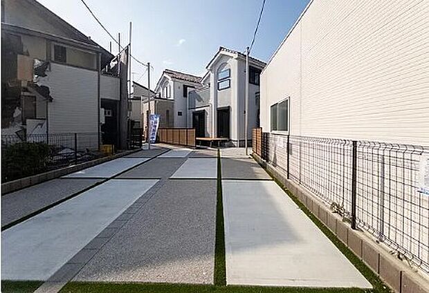 【駐車場】ゆとりのあるカースペース