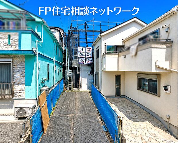 光と風が行わたる開放感あふれる邸宅　春には気持ちの良いそよ風、冬には朝の暖かな光　季節の移り変わりを感じる暮らしを実現