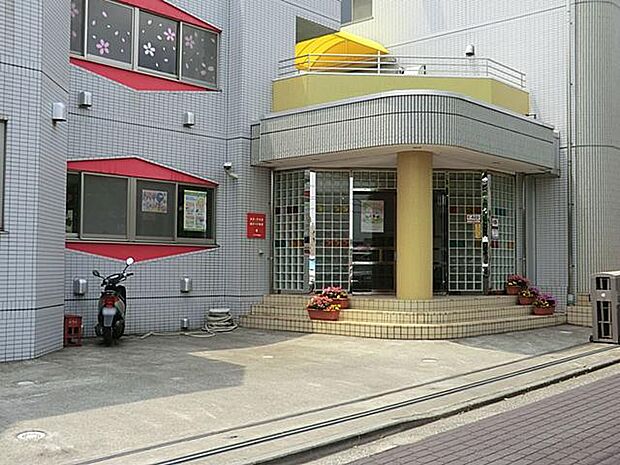 幸ヶ谷幼稚園（約450m）