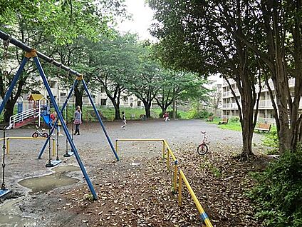 金草沢公園 350m