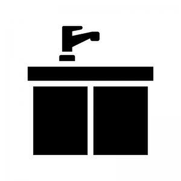 【【システムキッチン】】お鍋やフライパン、油や調味料はもちろんのこと、ビールや非常食なども収納できるほどの収納スペースを確保しています。キッチンがスッキリすると食事の支度や片付けがはかどります。