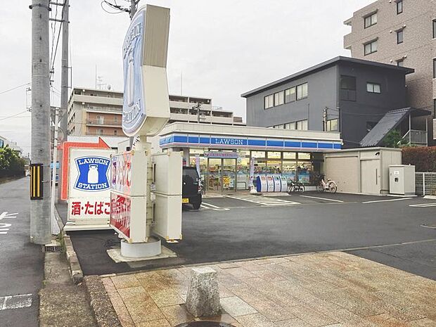 ローソン池辺緑産業道路店（約360m・徒歩5分）