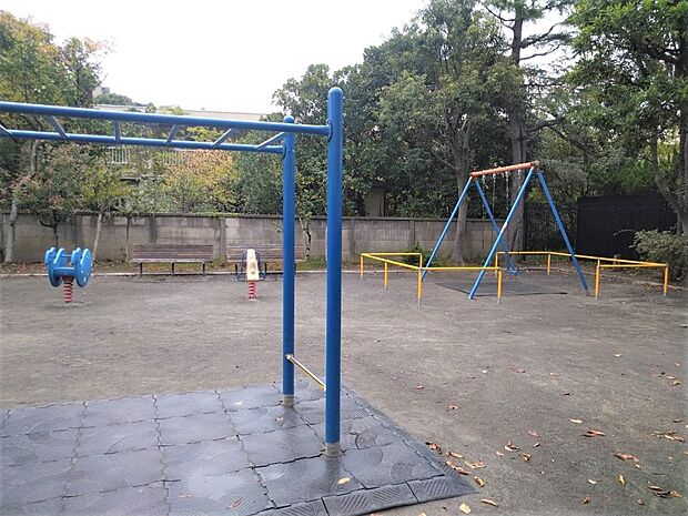 森六丁目公園（約130m・徒歩2分）