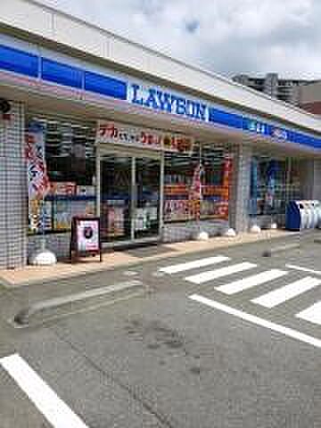 ローソン・スリーエフ緑区北八朔町店（約1,100m・徒歩14分）